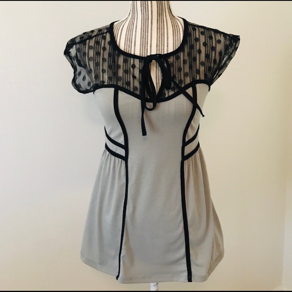 Mesh poka-Dot Top